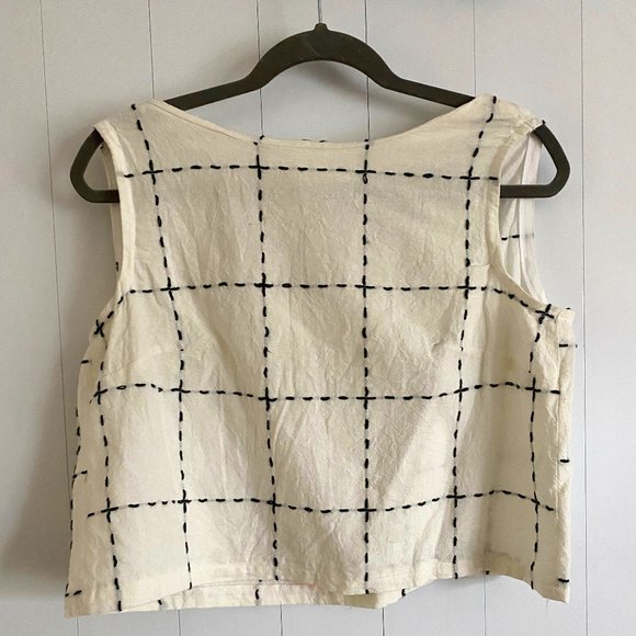 Handmade Cropped Tank off white with black stitching - Picture 1 of 2